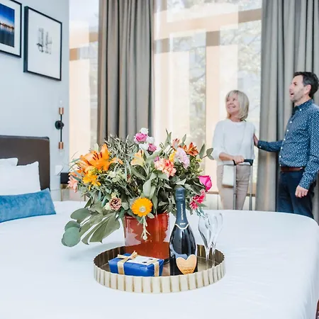 Boutique Maison Emile מלון 3*